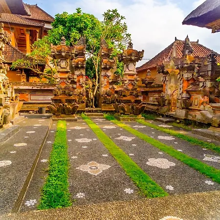Bali Spring Cottages